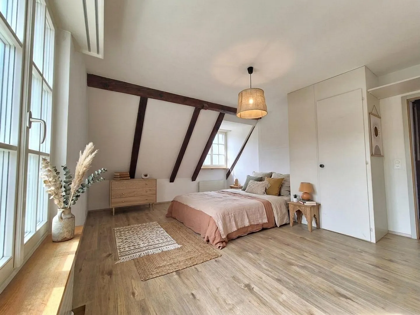 Charmante Dachwohnung in Allschwil - Foto 4 von 6