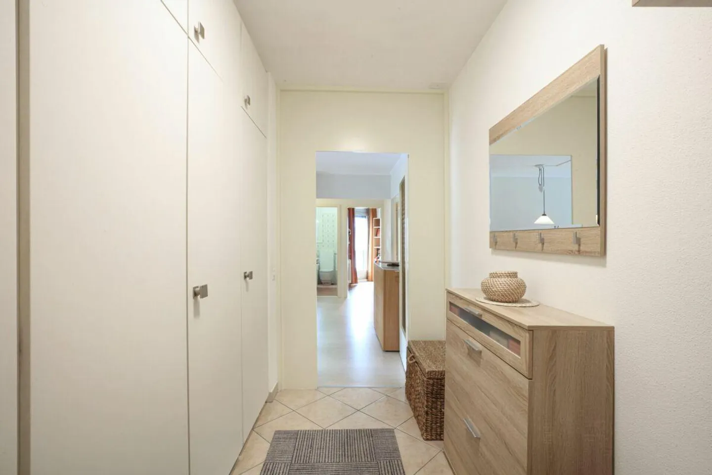 MINUSIO - Appartamento 3.5 locali con terrazza e piscina interna - Foto 8 di 16