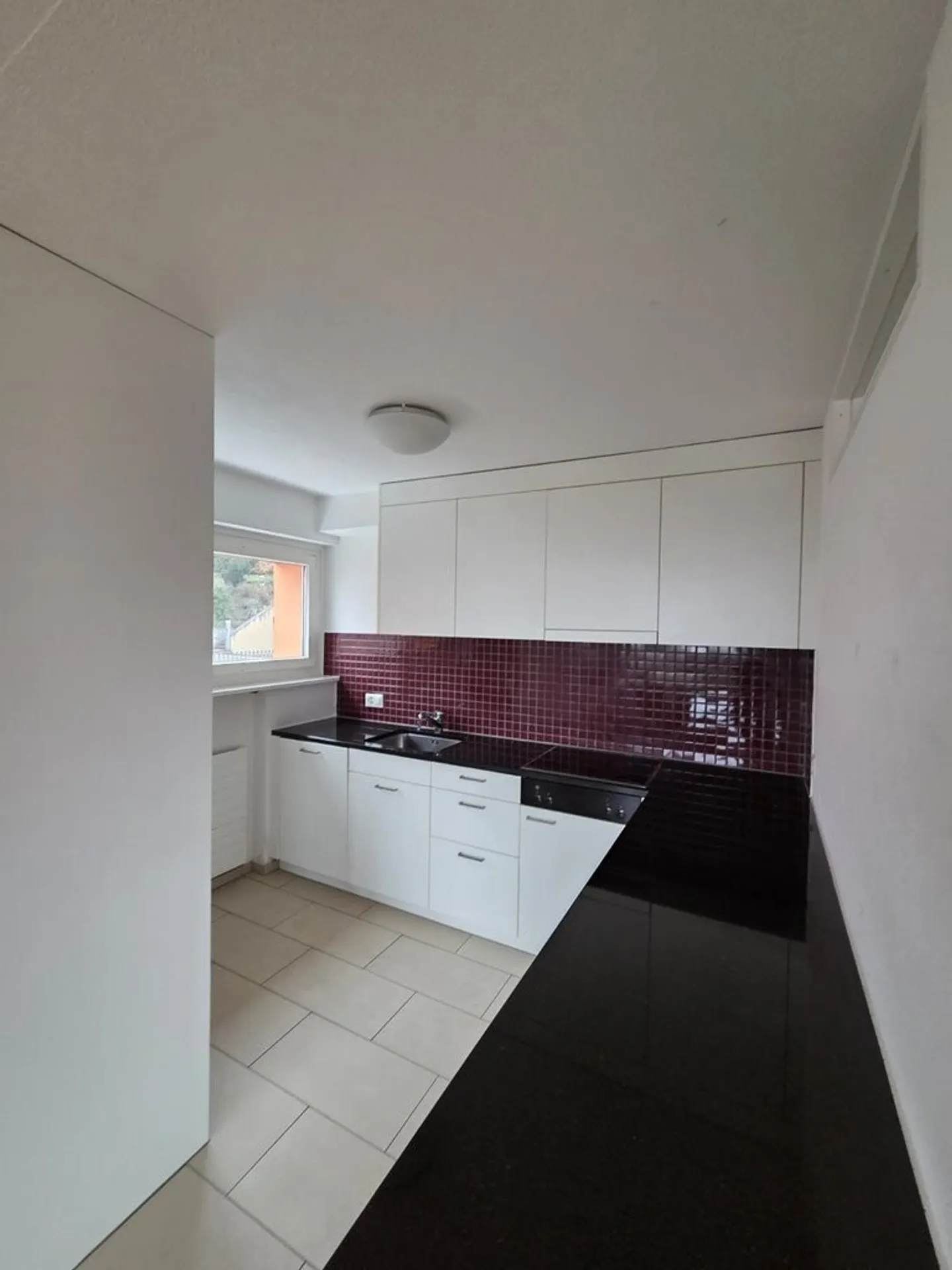 RENT WITHOUT SECURITY DEPOSIT - Terrace apartment with a view of greenery - Photo 3 of 6