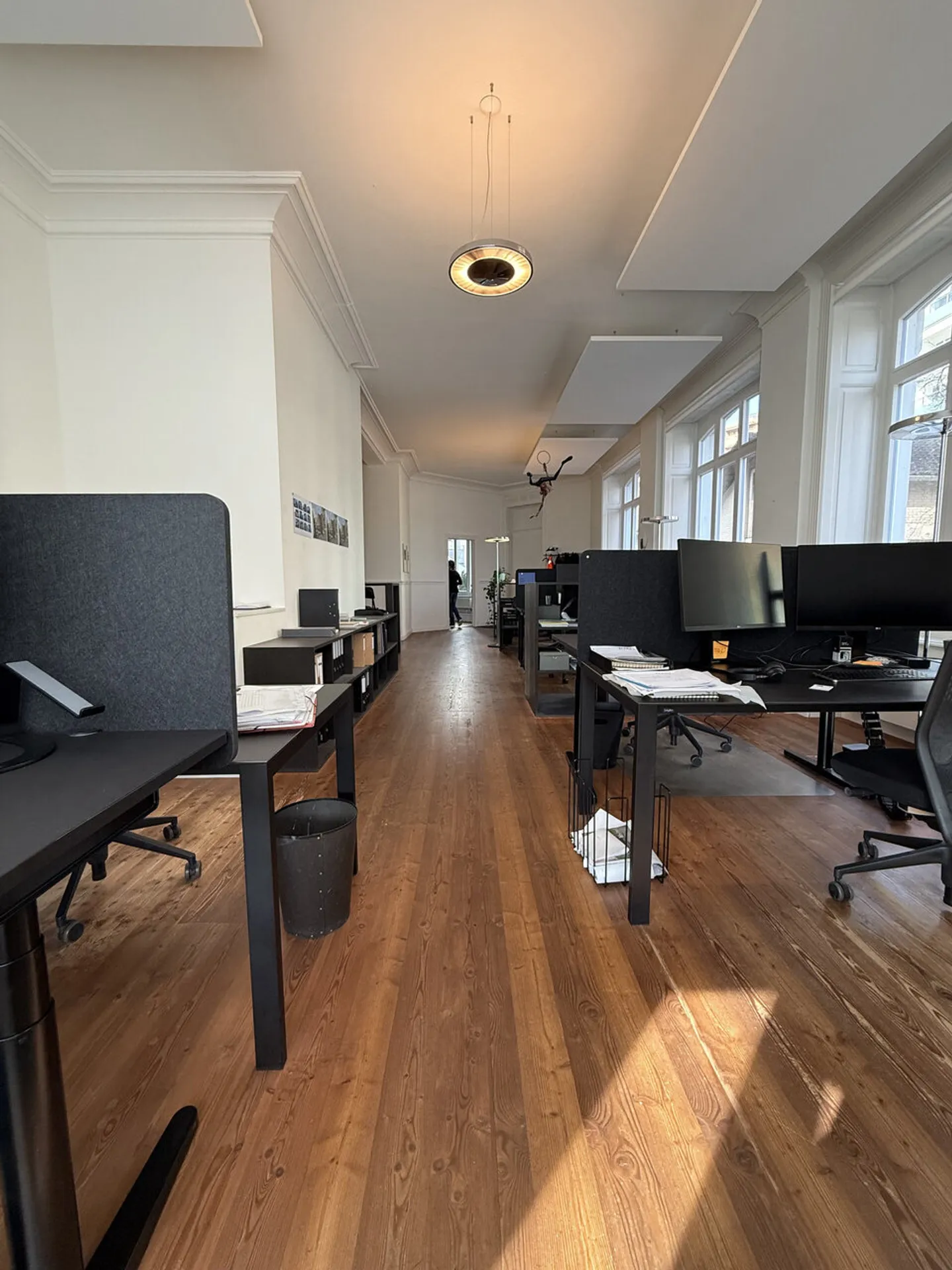 Attractive office on the ground floor in a central location in Lucerne - Photo 2 of 7