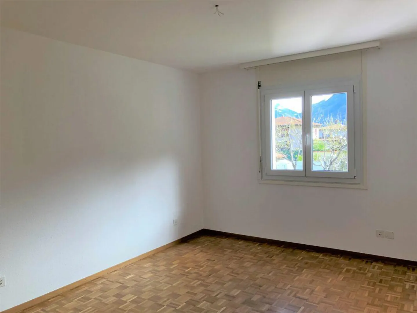 3.5-ZIMMER-WOHNUNG IN EINEM RUHIGEN WOHNHAUS - Foto 6 von 10