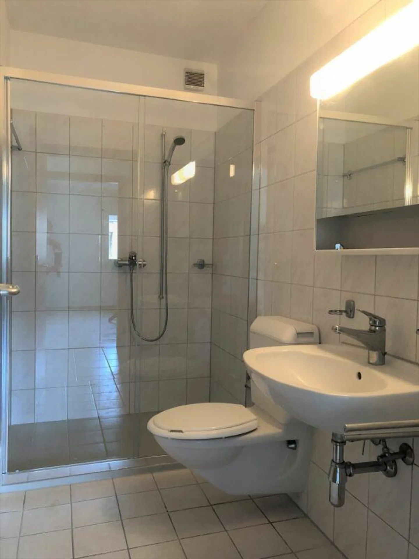3.5-ZIMMER-WOHNUNG IN EINEM RUHIGEN WOHNHAUS - Foto 10 von 10