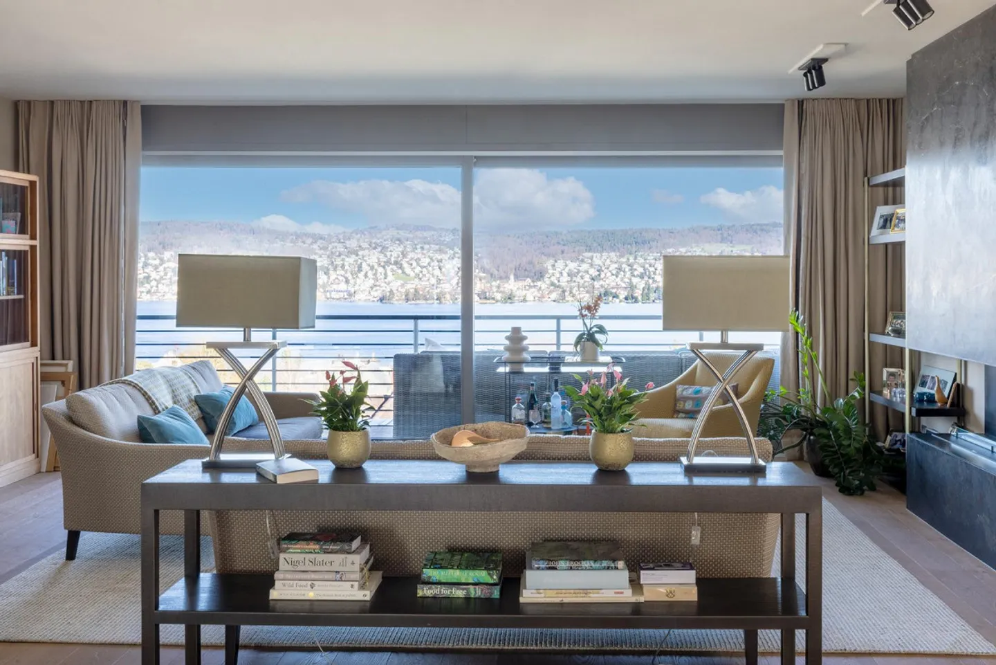 Maison individuelle jumelée de 7 à 8 pièces avec vue sur le lac à Rüschlikon - Photo 1 sur 5