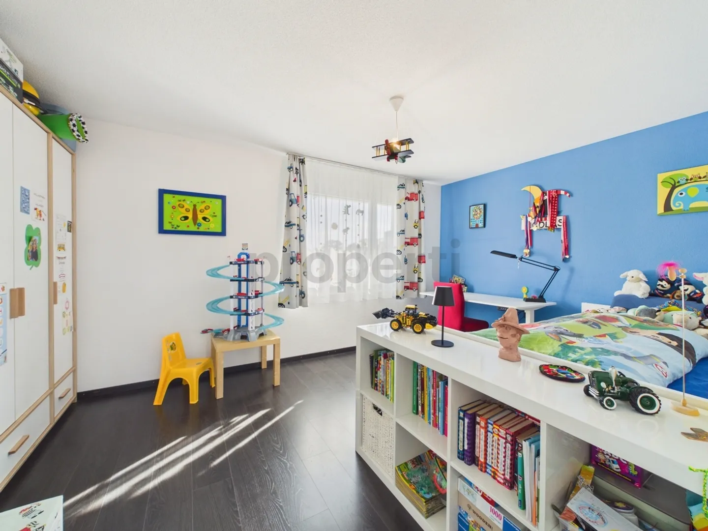 Casa unifamiliare indipendente del 2012: Riscaldamento a pavimento modulare, 5 camere da letto e giardino soleggiato - Foto 11 di 13