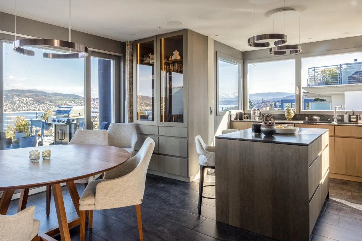 Maison individuelle jumelée de 7 à 8 pièces avec vue sur le lac à Rüschlikon - Photo 3 sur 5