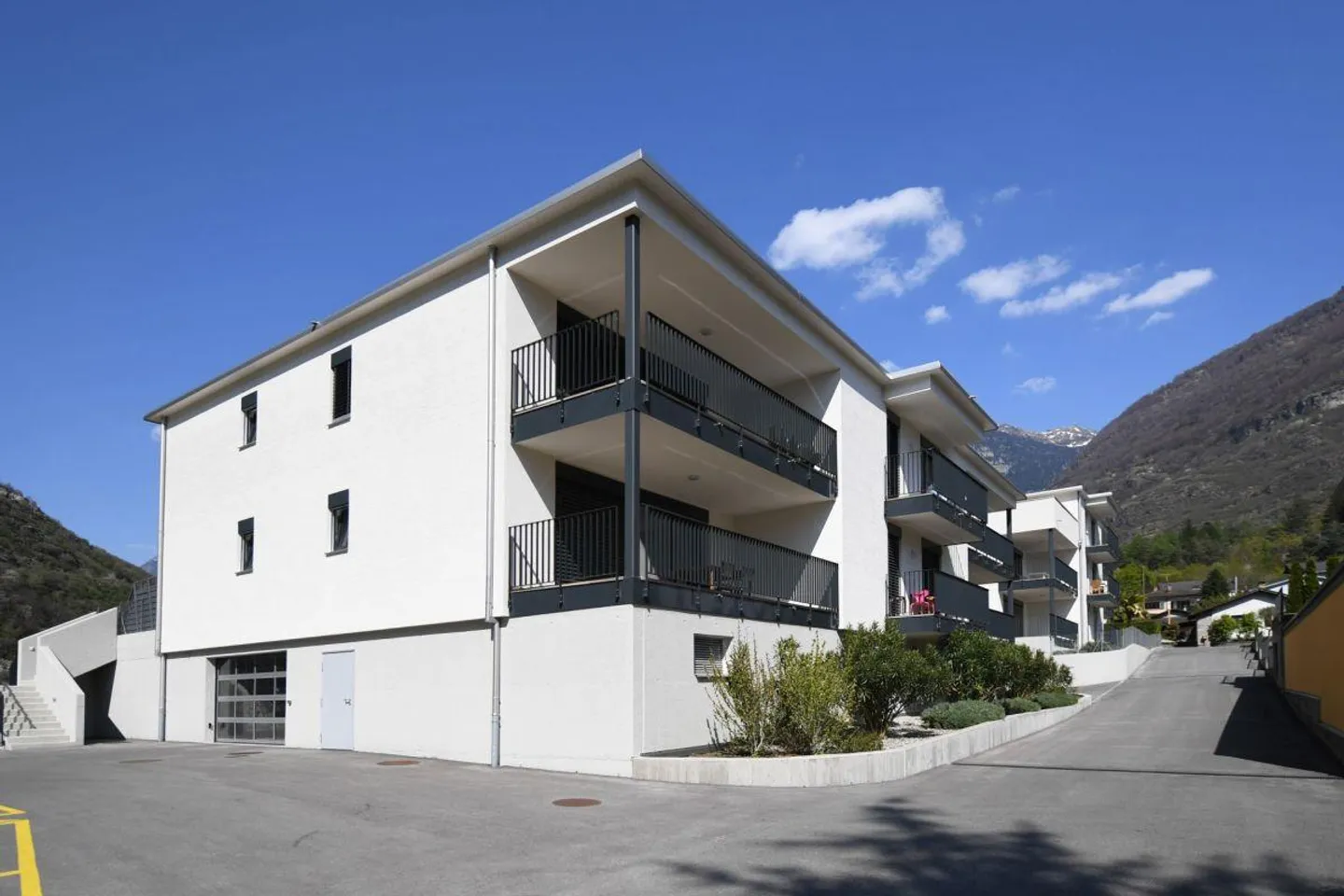 Residenza BiascaLife - Ultimo appartamento di 4.5 stanze con giardino - Foto 9 di 14