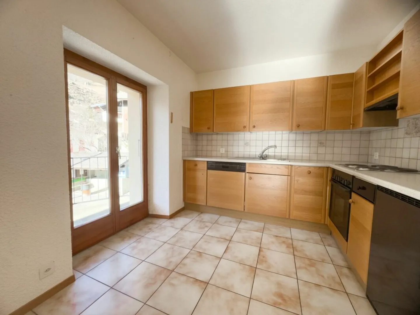 A louer, appartement de 3,5 pièces avec deux balcons. - Photo 2 sur 10