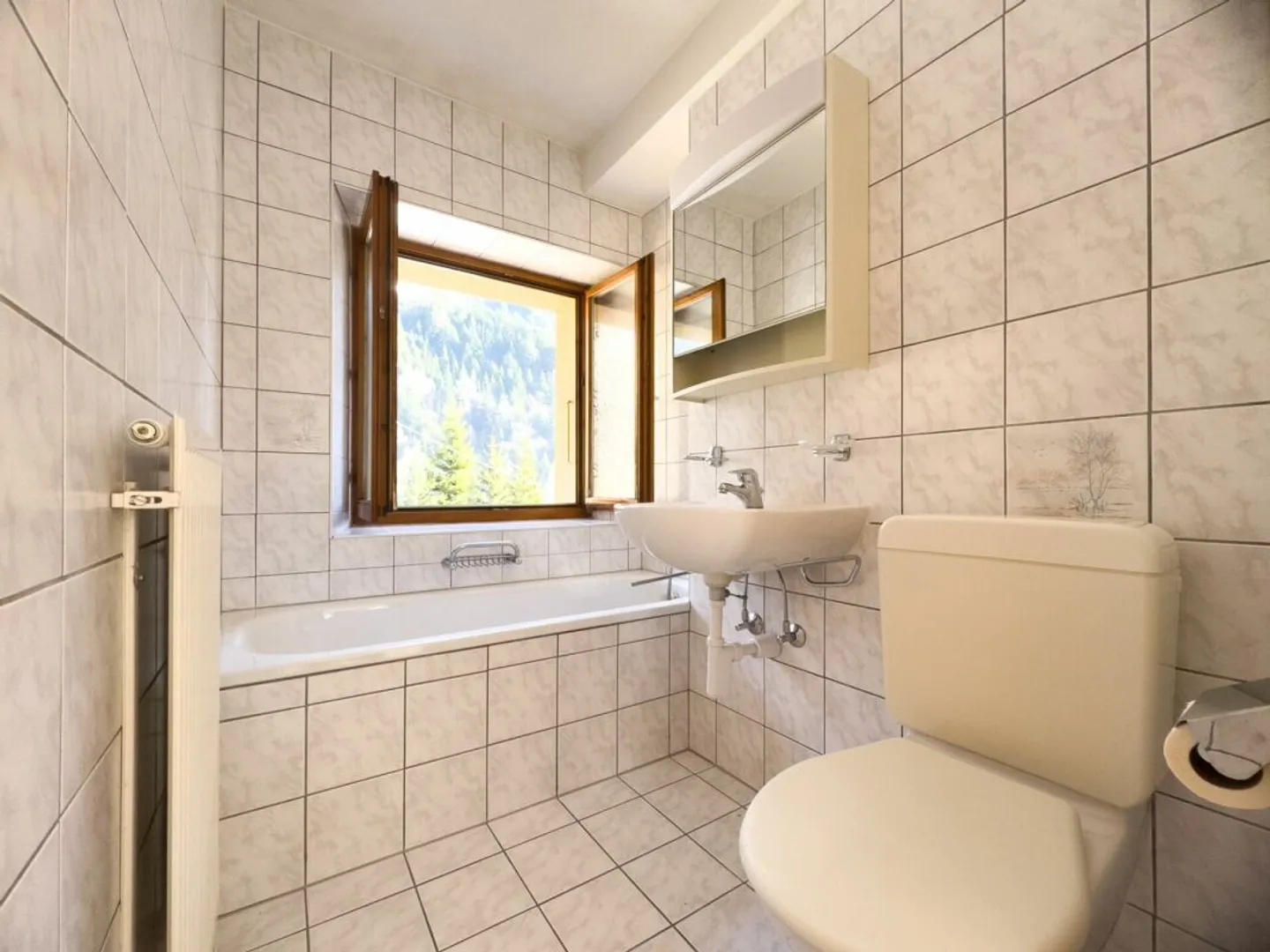 A louer, appartement de 3,5 pièces avec deux balcons. - Photo 7 sur 10