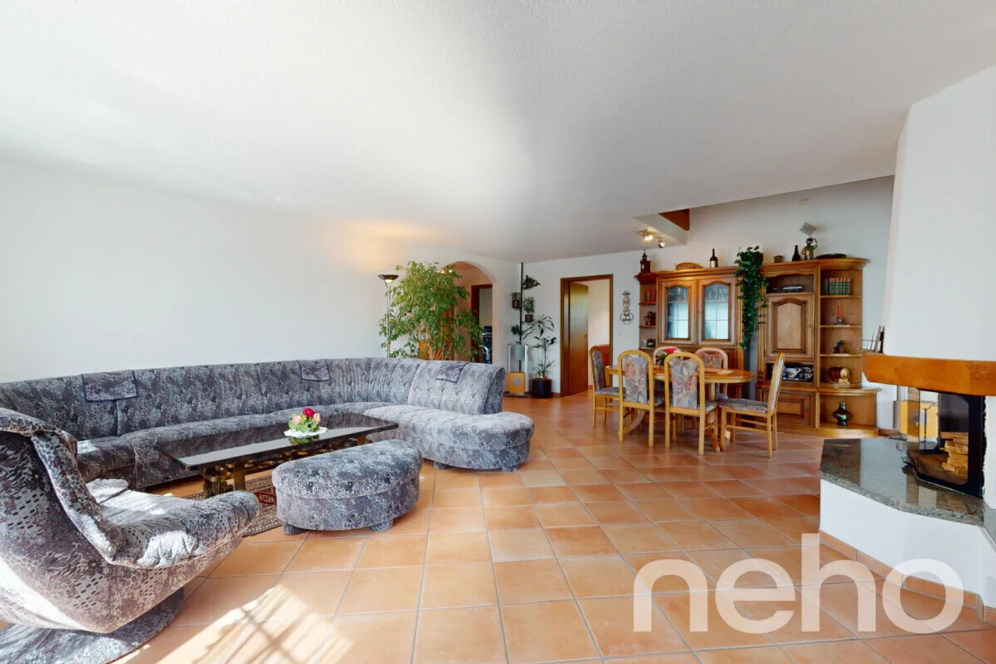 Incantevole casa unifamiliare di 7,5 stanze con appartamento - Foto 3 di 13