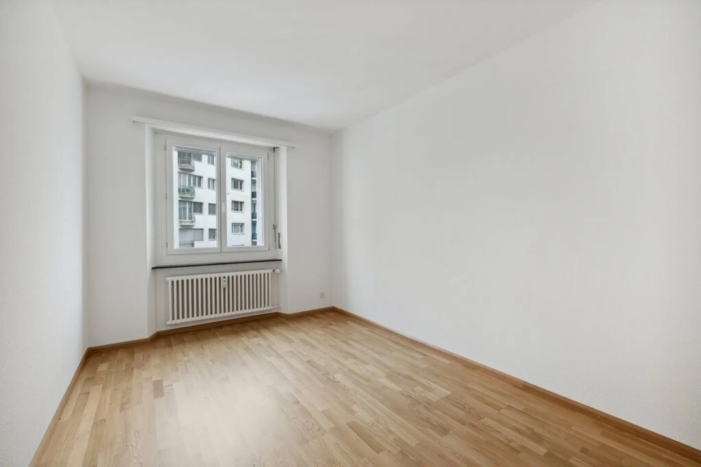 Modernes 3.5-Zimmer-Apartment - Foto 2 von 5