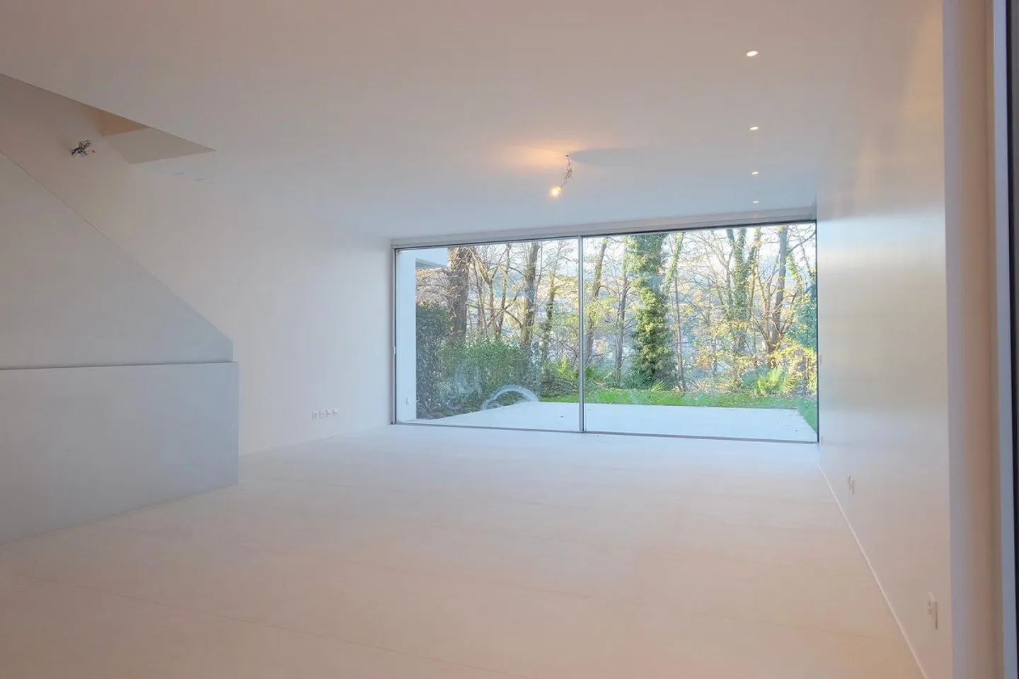 Triplex prestigioso con ascensore privato e giardino esclusivo - Foto 4 di 16