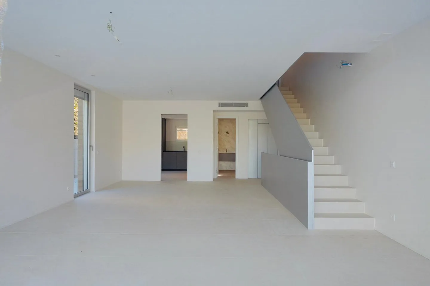 Triplex prestigioso con ascensore privato e giardino esclusivo - Foto 7 di 16