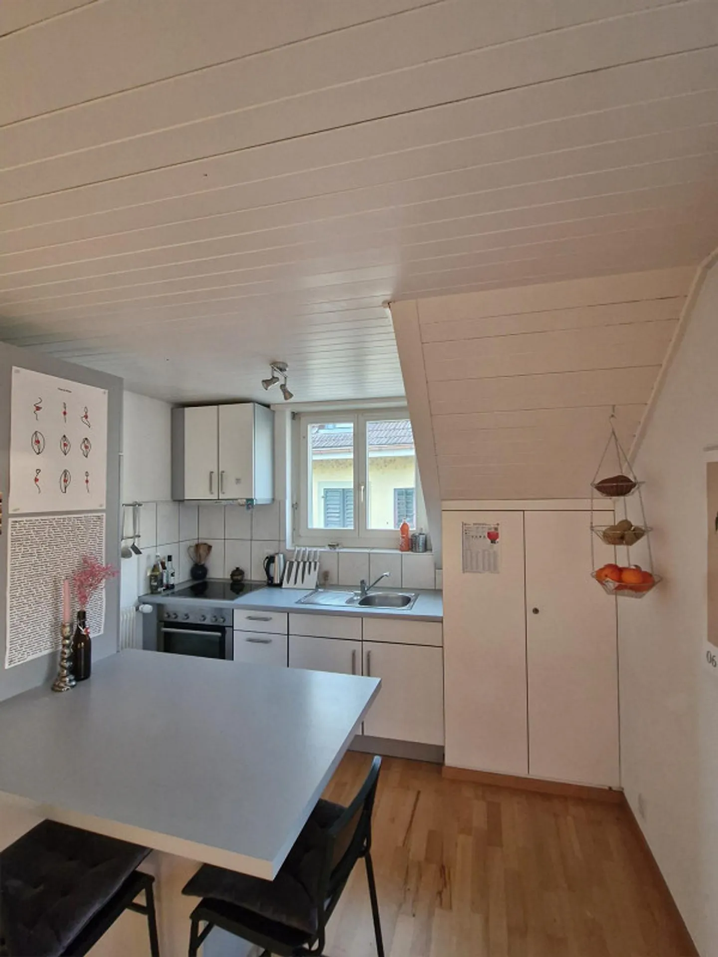 Charmante 2-Zimmer-Wohnung in Bienne - Foto 4 von 6