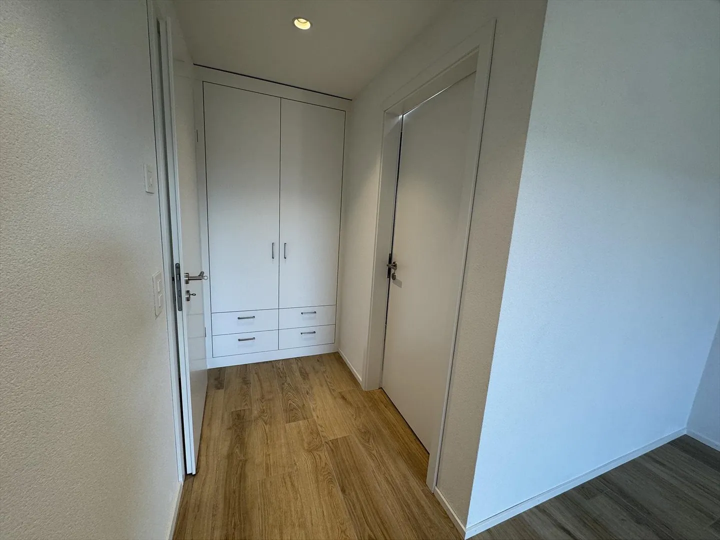 05595 - Appartement 3½ pièces - IMP. CHAMP-RIOND 8 - MATRAN - Photo 5 sur 11