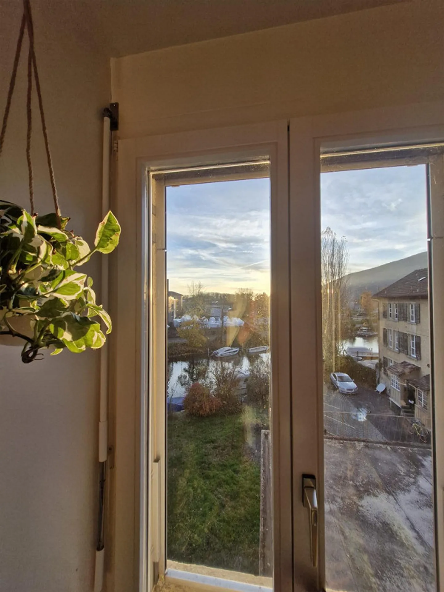 Charmante 2-Zimmer-Wohnung in Bienne - Foto 6 von 6