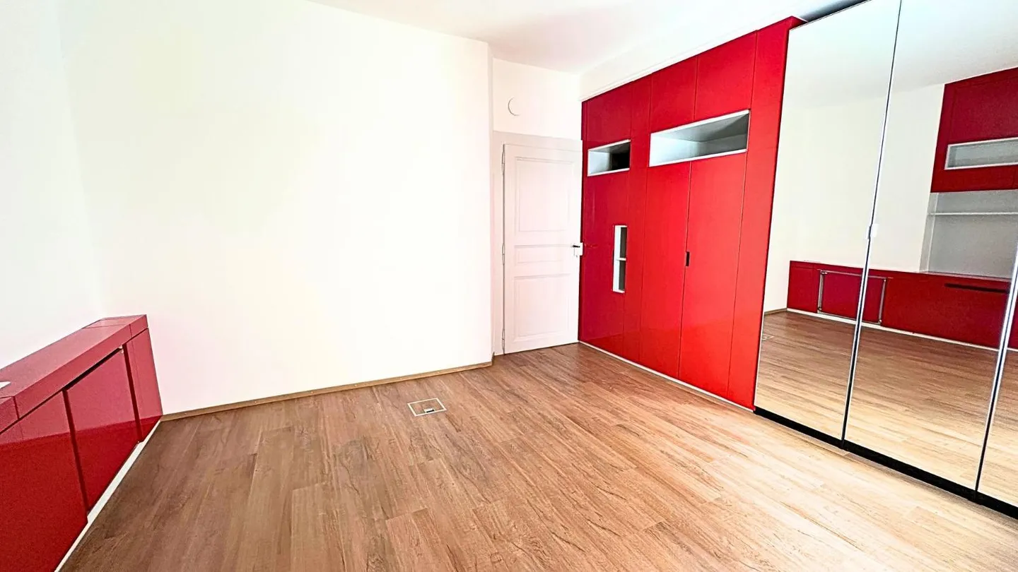 Renovated Apartment in Nyon - Photo 5 of 6