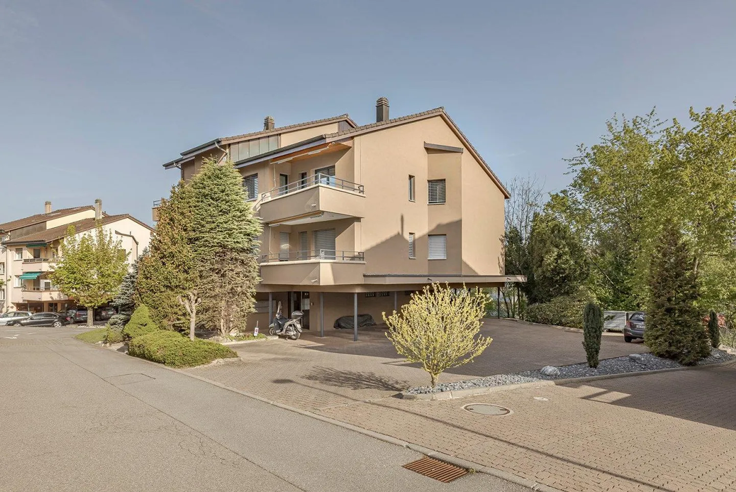 Completely renovated 5½-room apartment - Photo 1 of 8