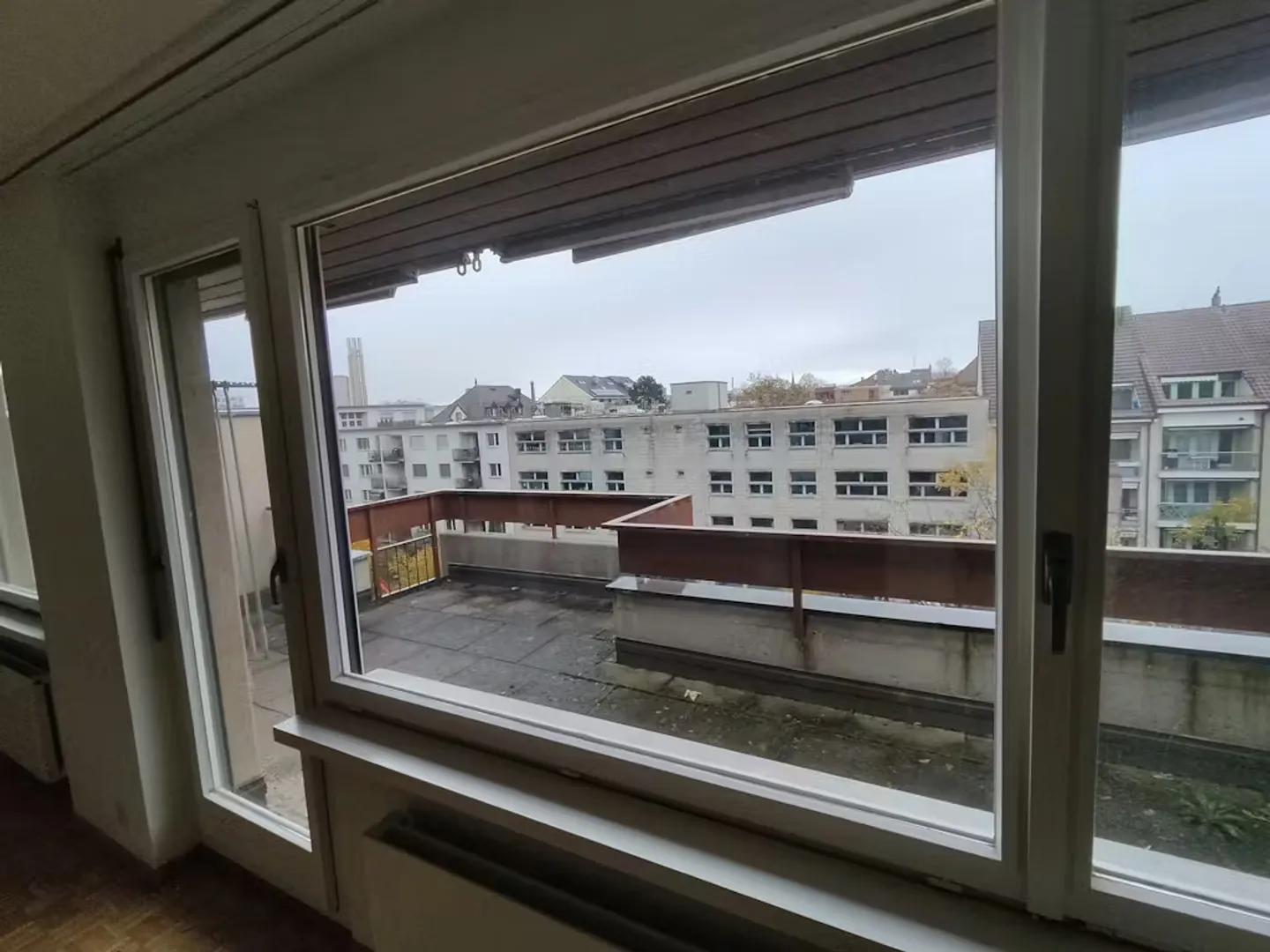 Apartment for rent - Photo 3 of 10