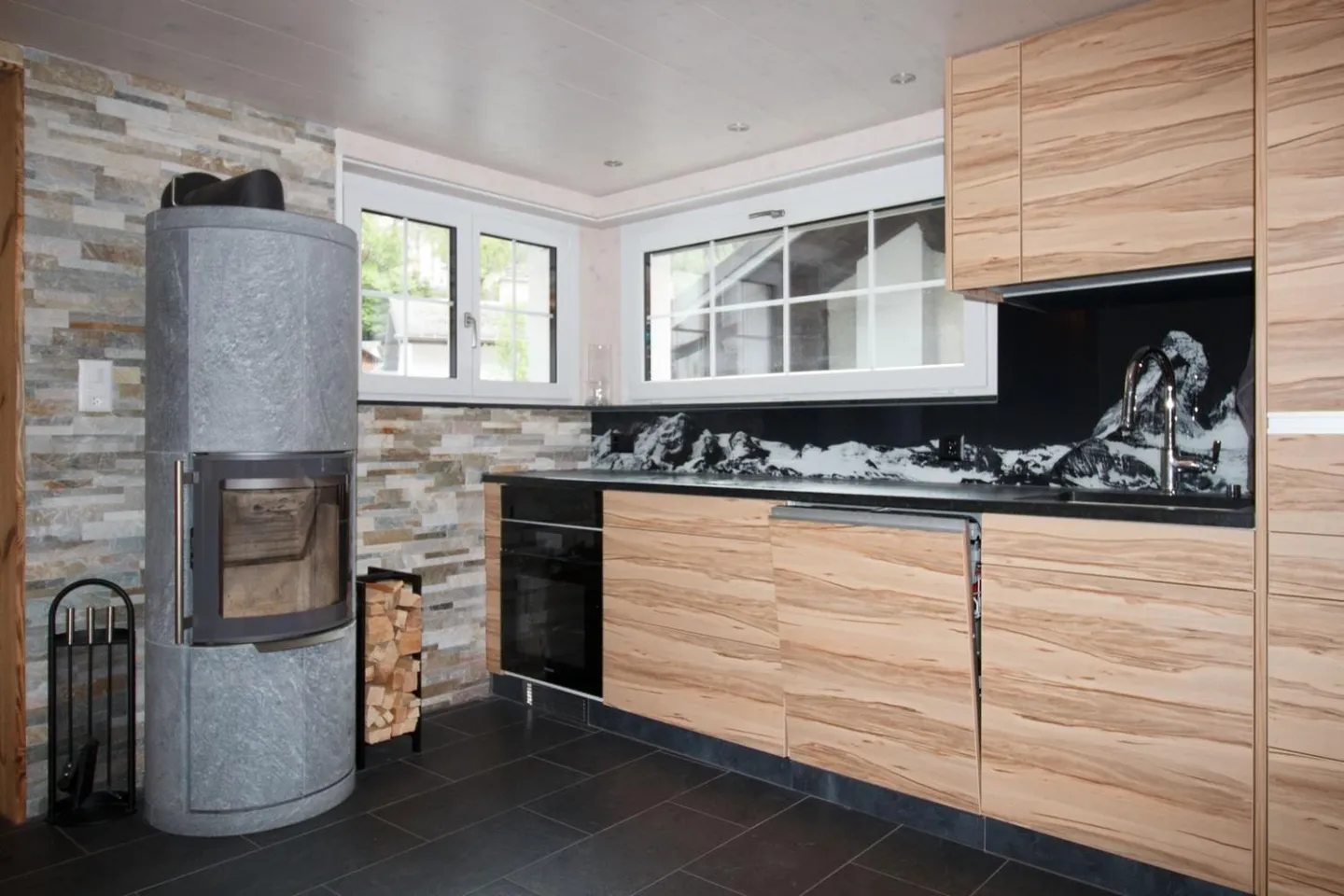 Modern 2-Room Chalet in Village - Photo 4 of 14