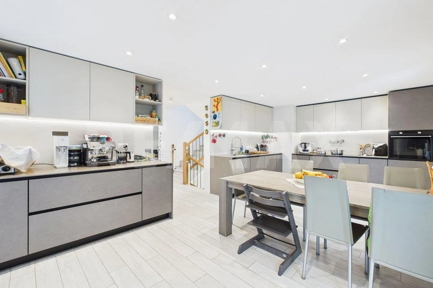 Einfamilienhaus von neuem Bau Eleganz Komfort und moderne Technologie - Foto 1 von 13