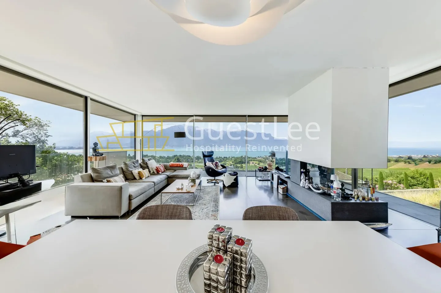 Contemporary "Villa d'architecte" in the Heart of Blonay - Photo 3 of 15