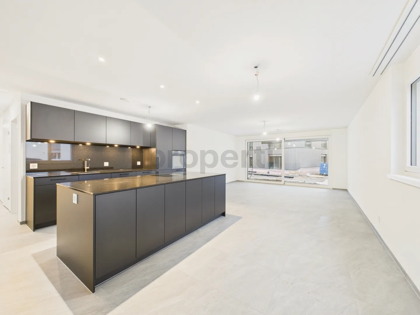 Modern 4.5-room apartment with garden and terrace seating area in Bülach - New construction 2026 - Photo 1 of 8