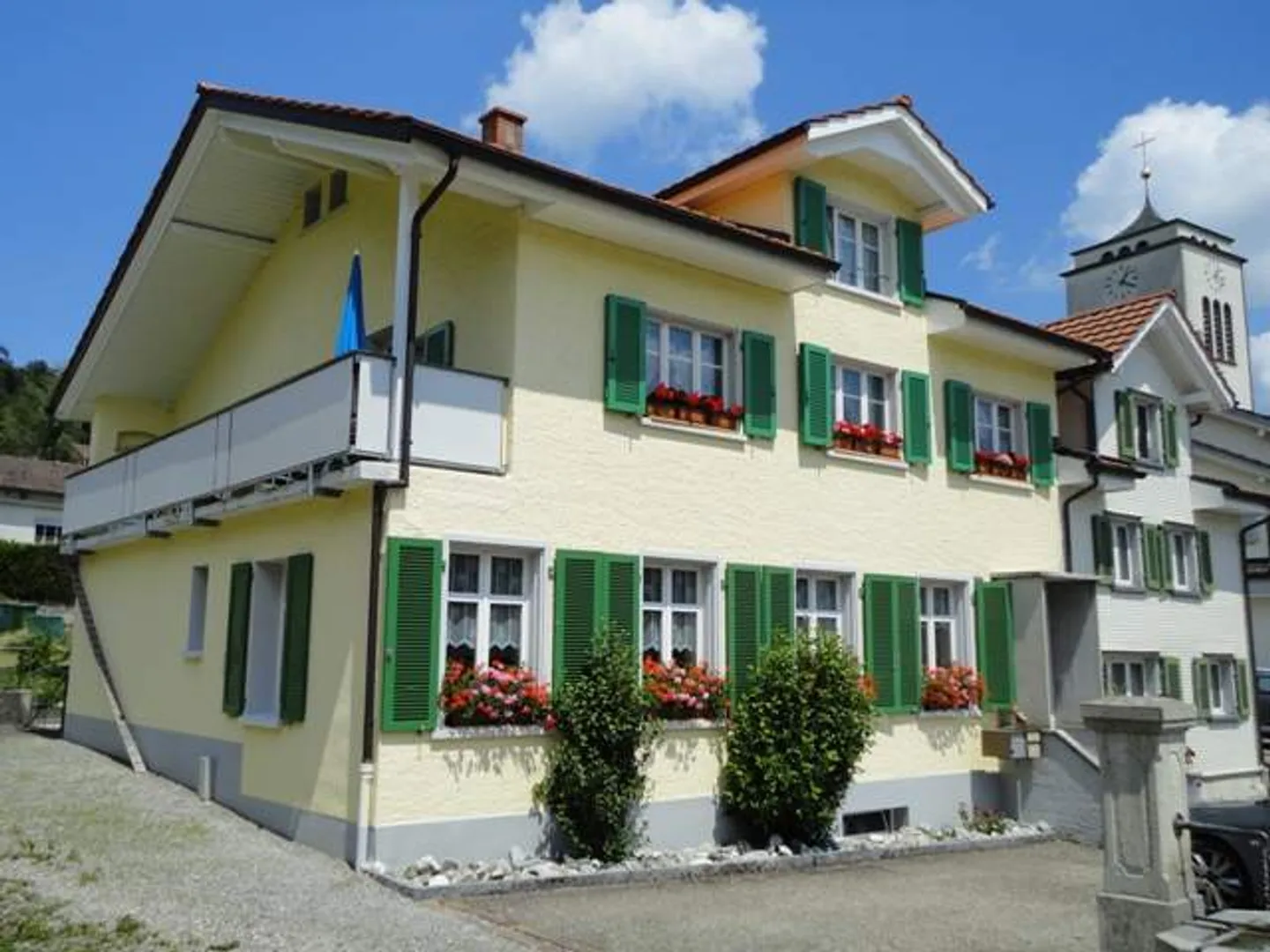 Charmante 3.5 Zimmerwohnung - Foto 2 von 6