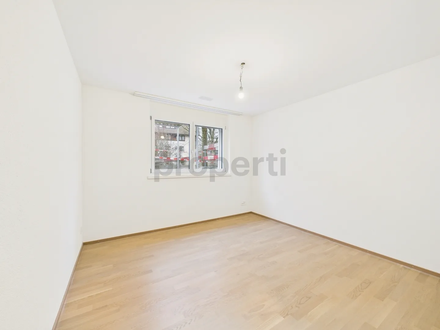 Modern 4.5-room apartment with garden and terrace seating area in Bülach - New construction 2026 - Photo 2 of 8