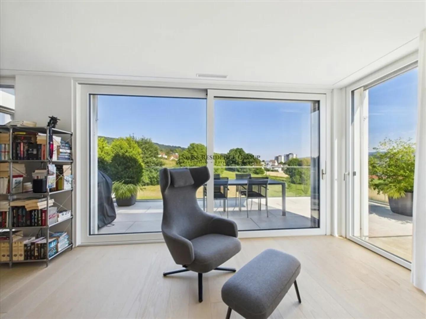 Elegance meets view - penthouse dream with large terrace - Photo 7 of 20