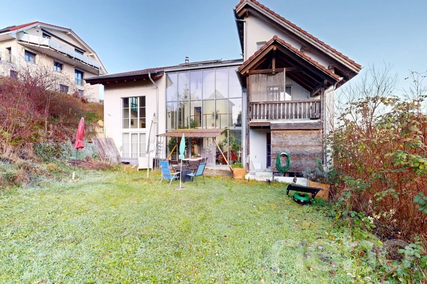 Spacious, bright and open - impressive living experience - Photo 10 of 12