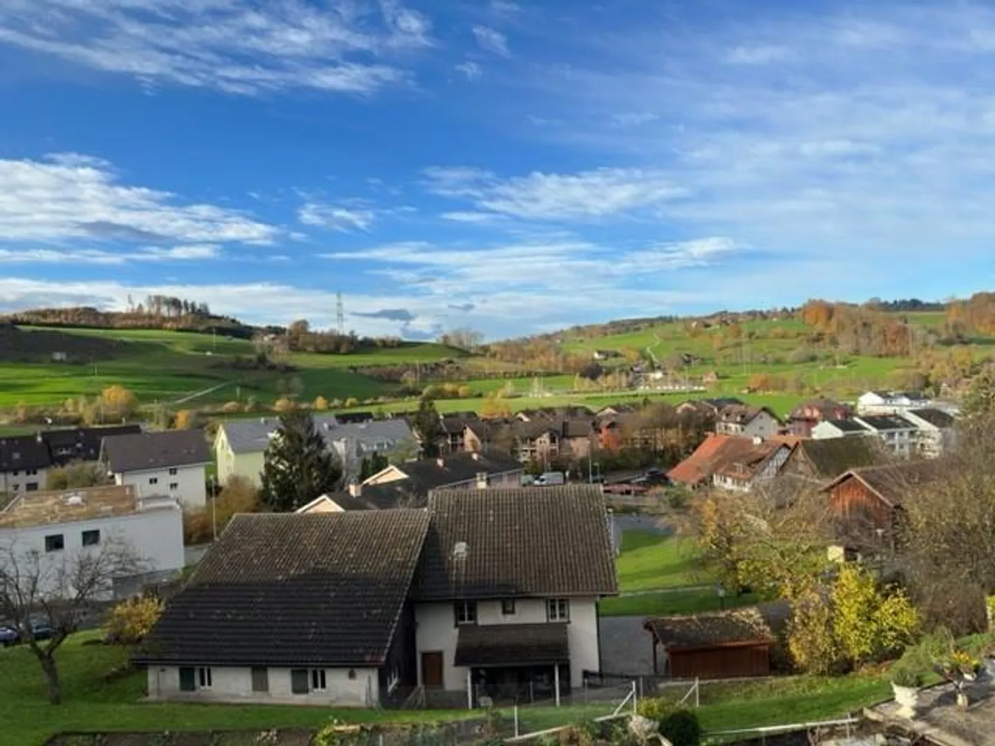 Maisonette di 3,5 stanze con terrazza sud a Birmensdorf (92 m2) - Foto 1 di 11