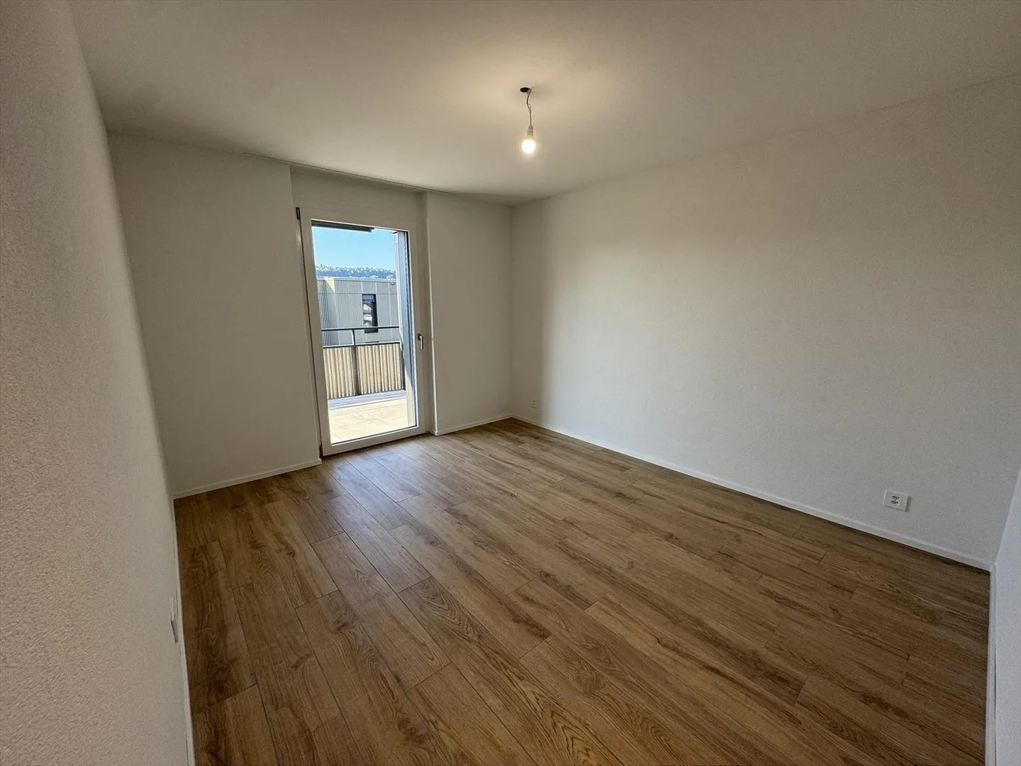 05596 - Appartement 3½ pièces - IMP. CHAMP-RIOND 8 - MATRAN - Photo 6 sur 11
