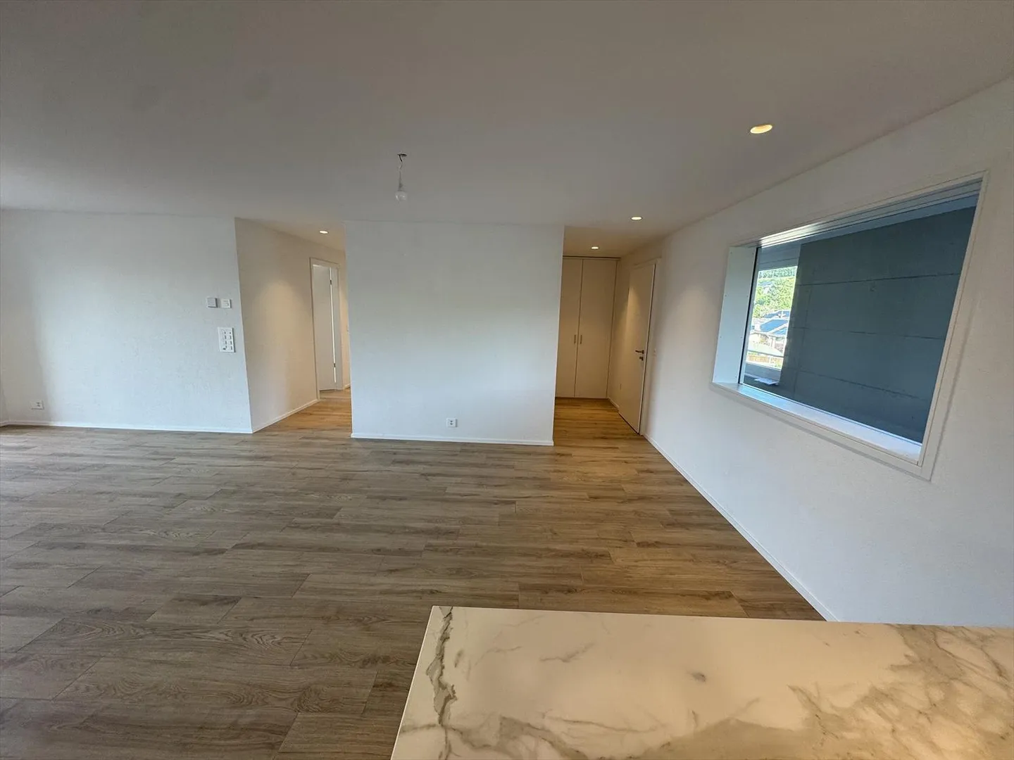 05596 - Appartement 3½ pièces - IMP. CHAMP-RIOND 8 - MATRAN - Photo 8 sur 11