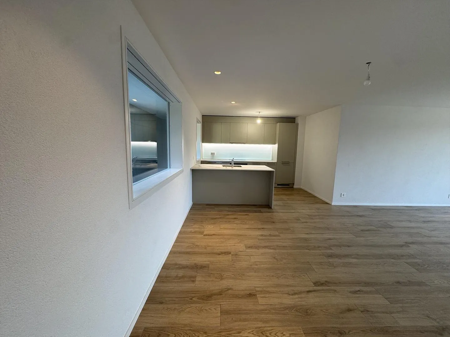 05596 - Appartement 3½ pièces - IMP. CHAMP-RIOND 8 - MATRAN - Photo 9 sur 11