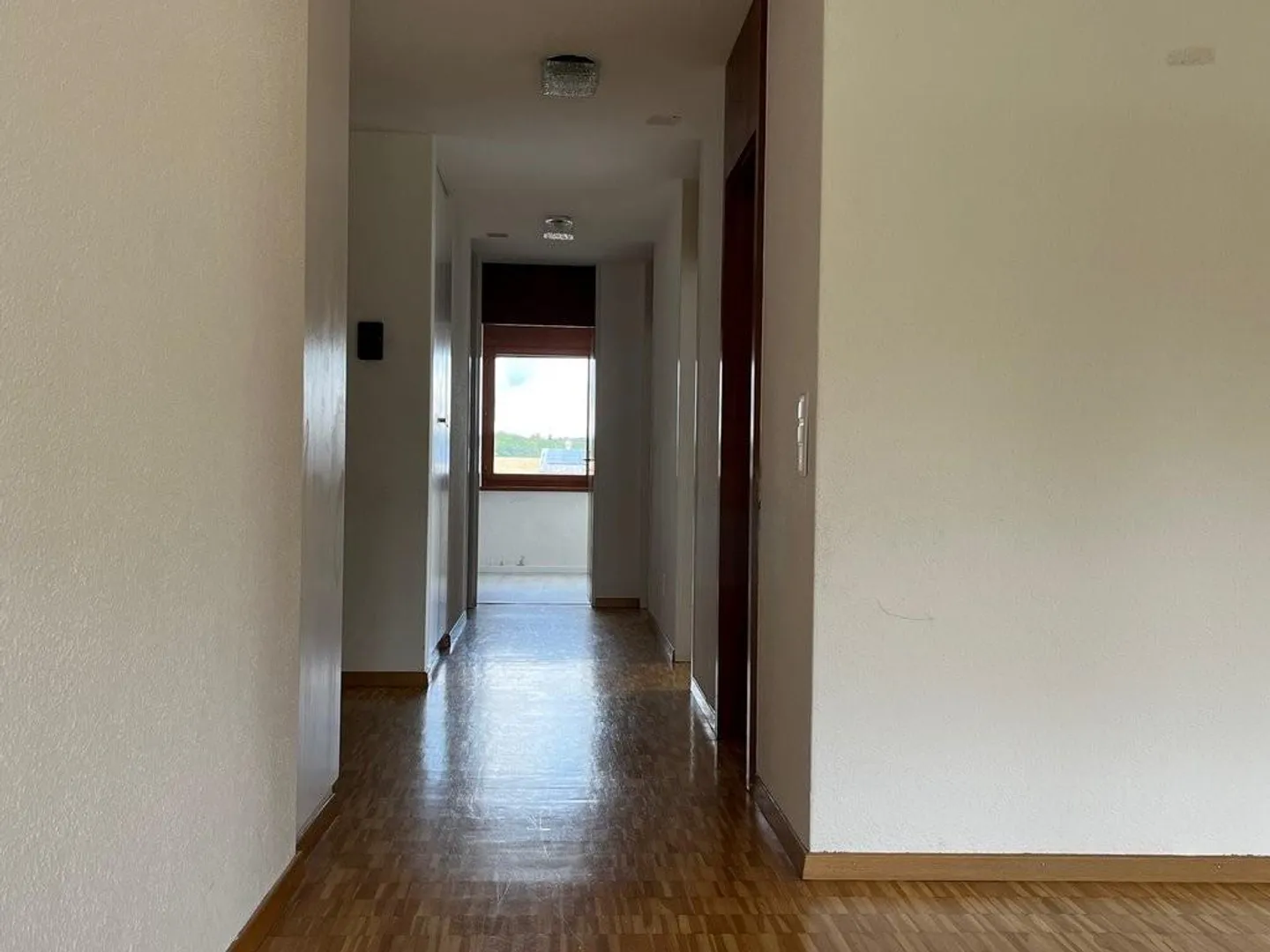 Appartamento attraente di 4,5 stanze a Hochdorf - Foto 4 di 6
