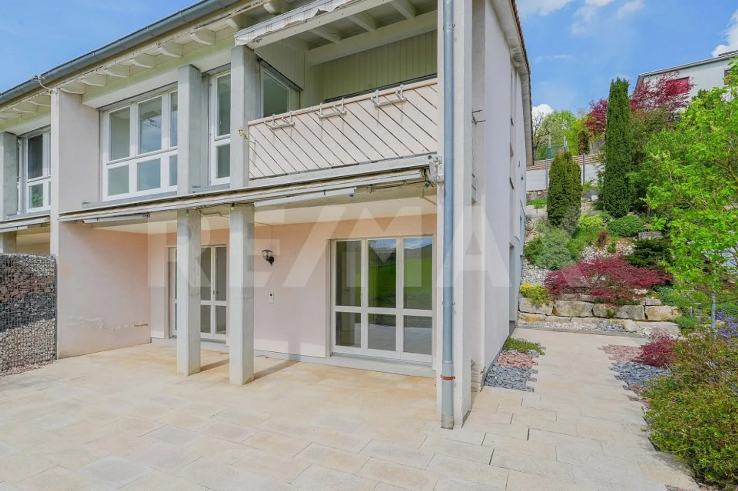 Superbes vues ! Maison familiale double de 5,5 pièces avec galerie et vue lointaine - Photo 11 sur 13