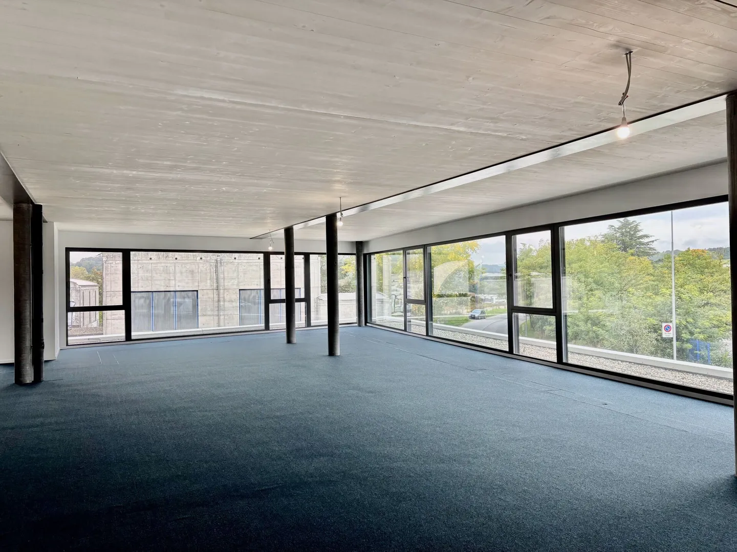 New and bright high-end offices - facing the CFF station in Bussigny! - Photo 7 of 11