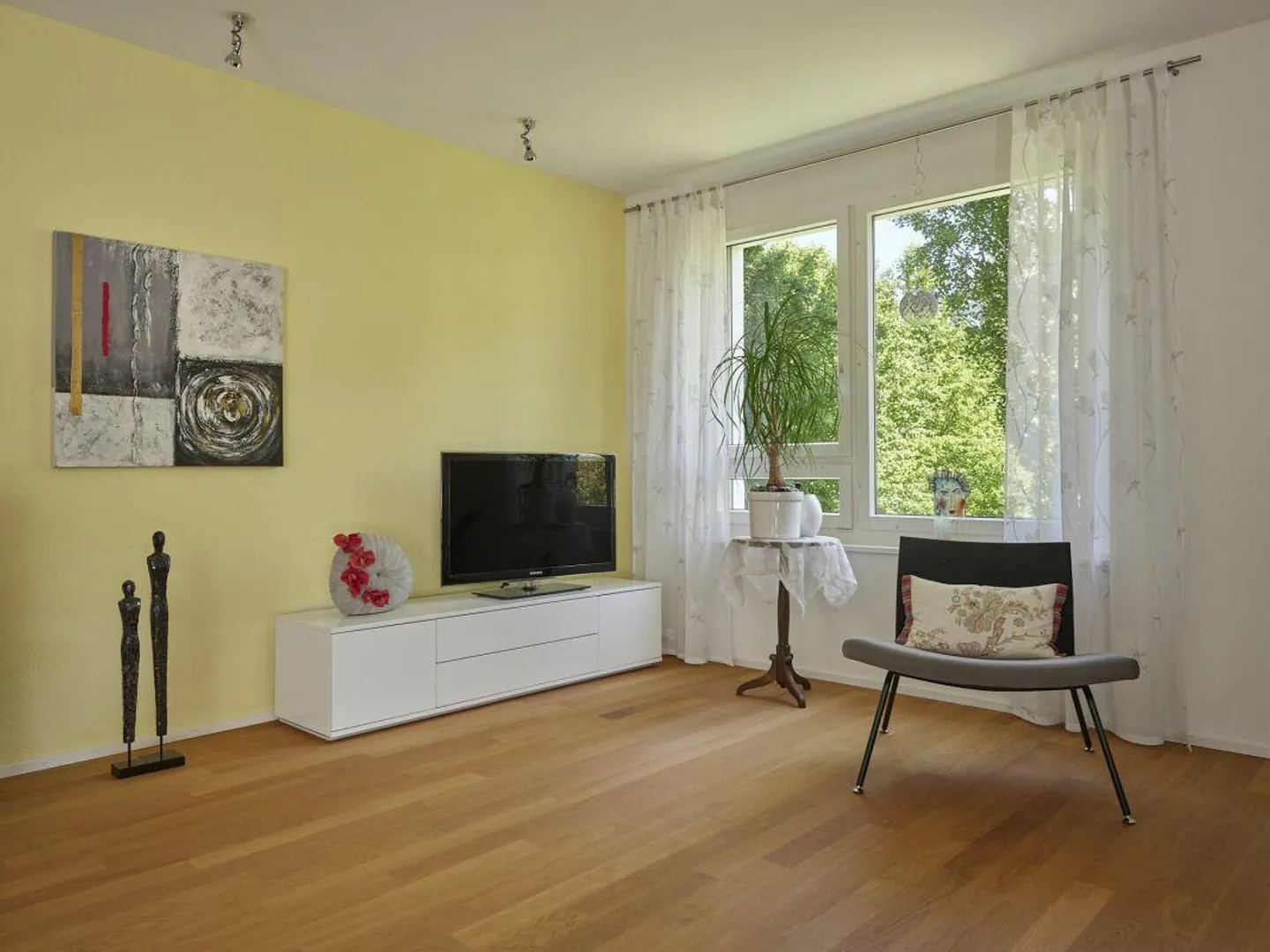 Home in the popular Oberlöchli district - Photo 6 of 17