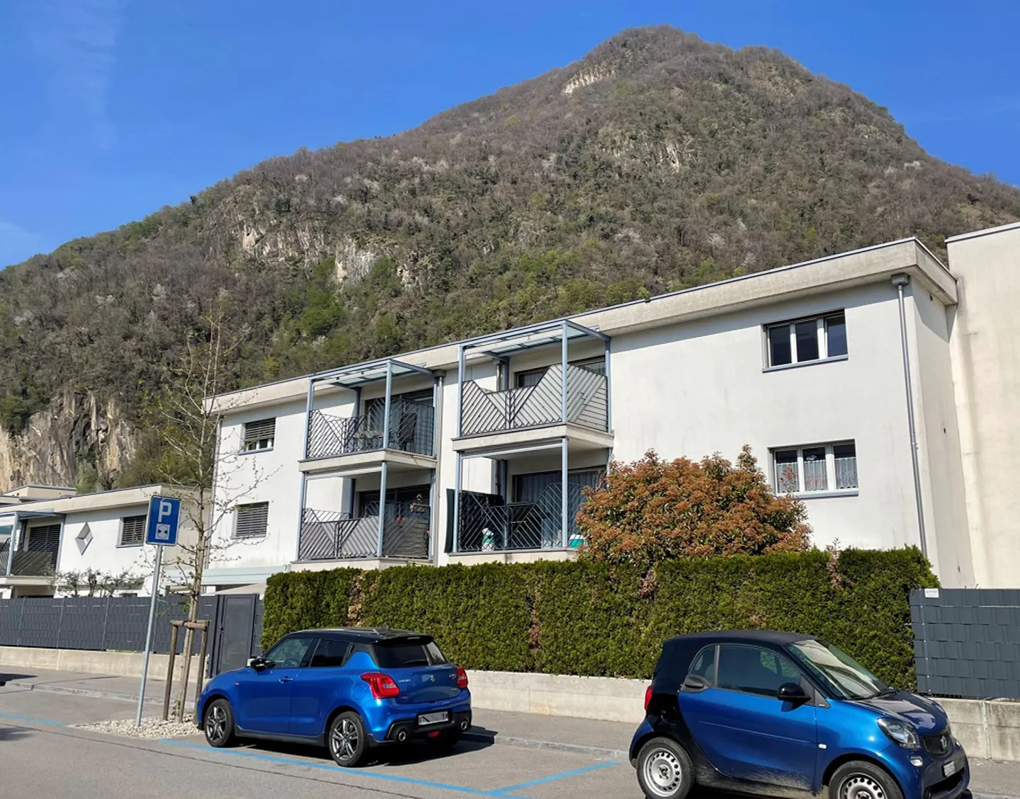 Geräumige Wohnung im obersten Stockwerk in einer praktischen und strategischen Lage - Foto 2 von 15