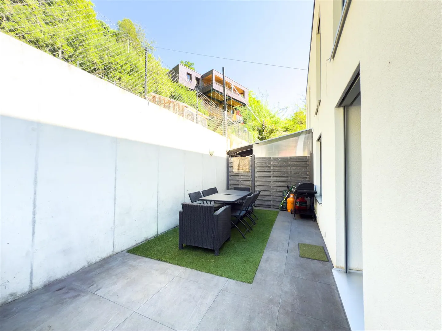 Ihr Friedhof der Ruhe: Moderne und Elegante Villa - Foto 15 von 16