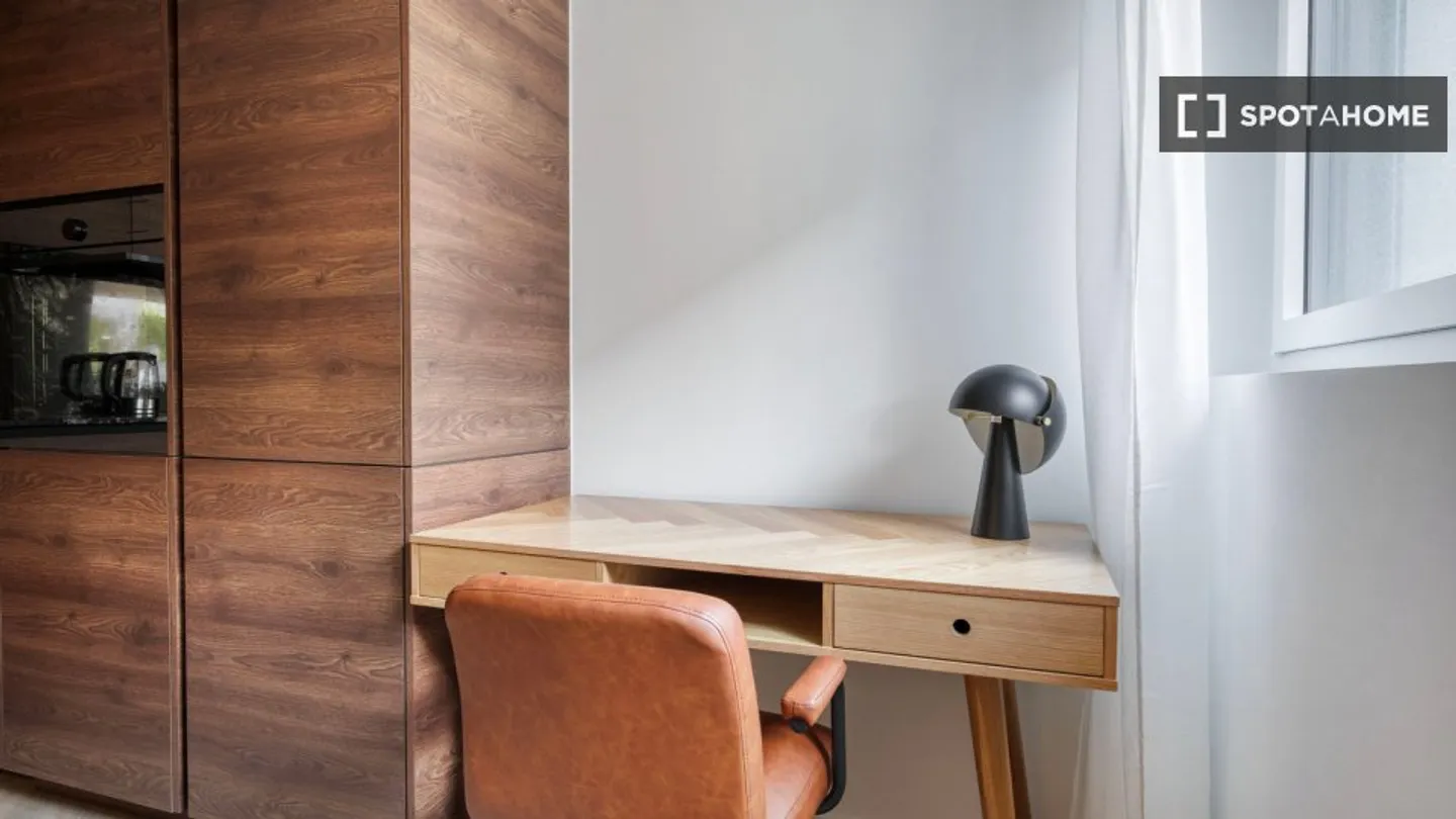 Discover, visit, and rent your new home online with complete confidence. - Photo 1 of 12