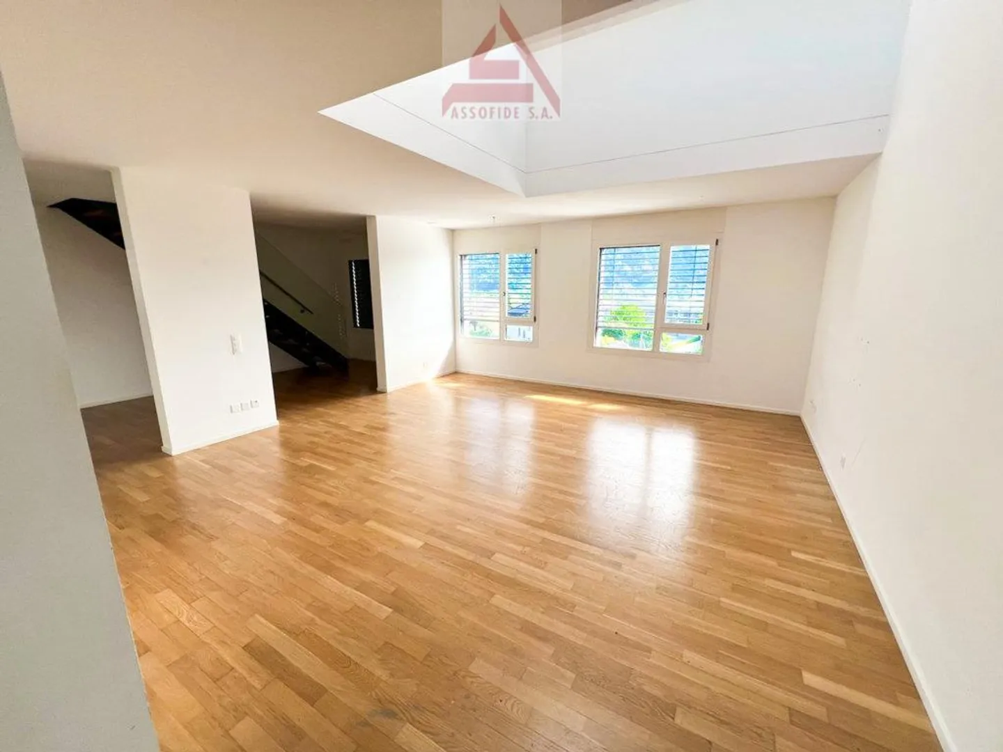 5.5-Zimmer-Duplex-Attikawohnung - Foto 3 von 7