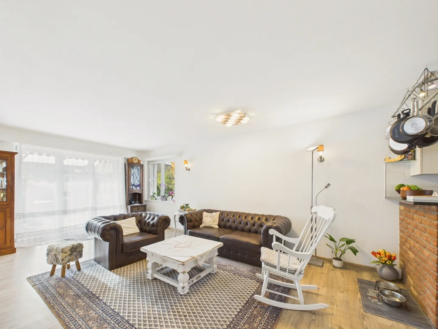 Willkommen in Ihrem neuen Zuhause in Pfyn: Ideal für Familie und Pendler - Photo 1 of 13