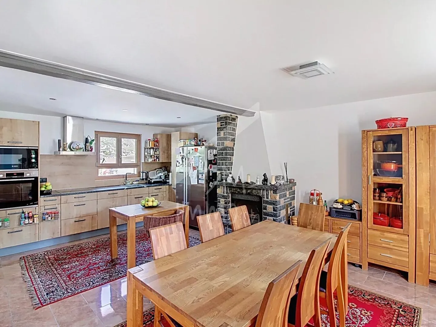 Renoviertes Dorfhaus + Studio + kleine Scheune zu renovieren - Foto 3 von 13