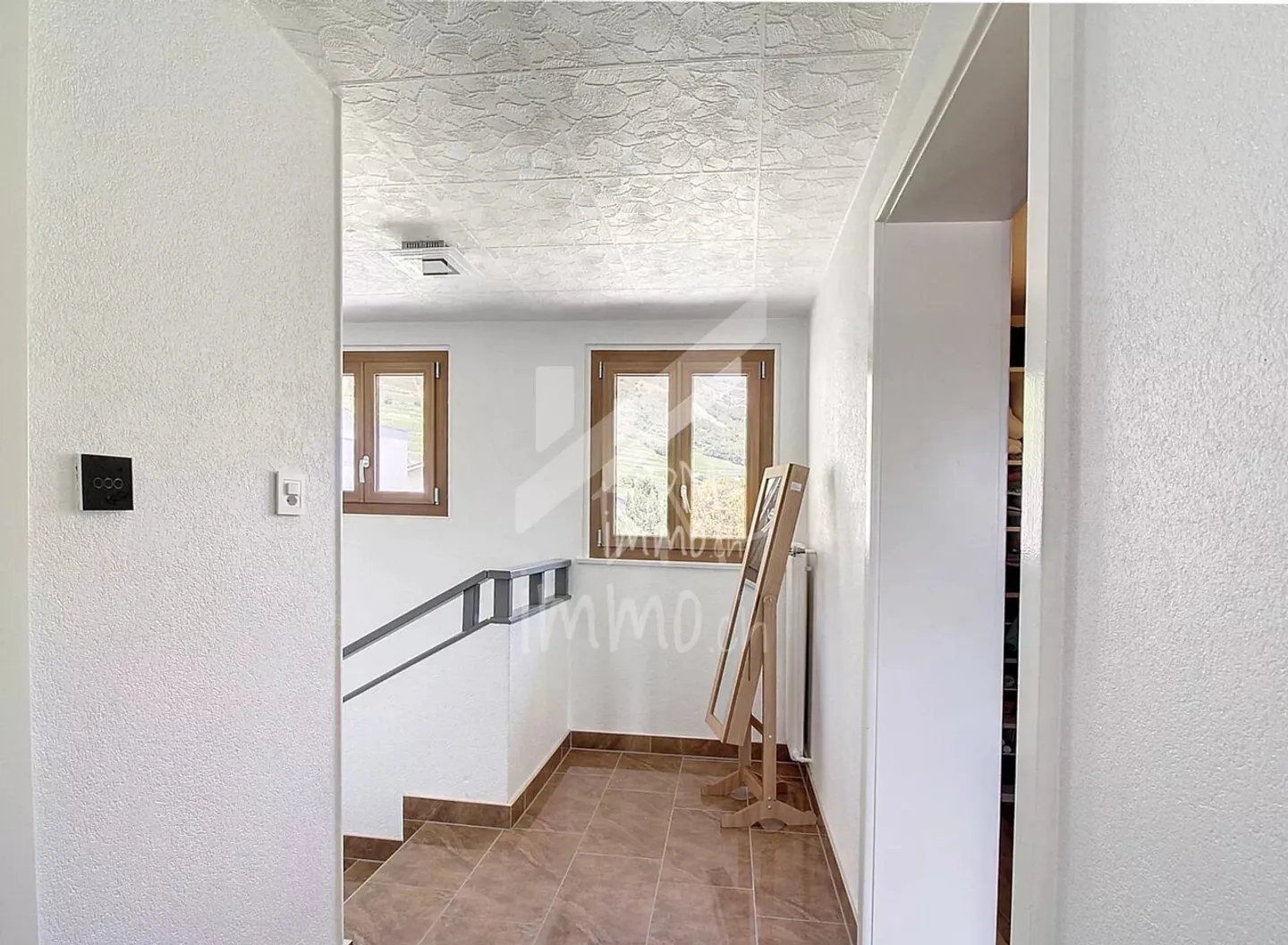 Renoviertes Dorfhaus + Studio + kleine Scheune zu renovieren - Foto 8 von 13