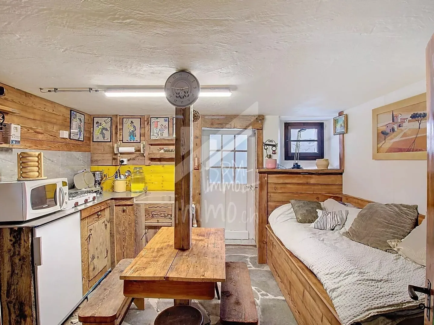 Renoviertes Dorfhaus + Studio + kleine Scheune zu renovieren - Foto 11 von 13