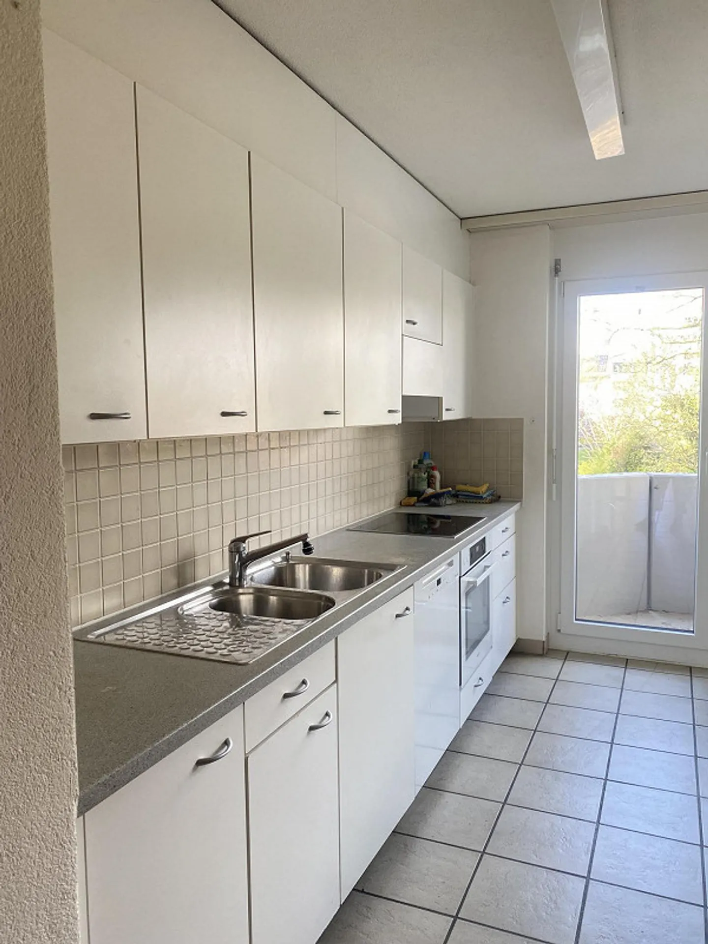 Family apartment with private laundry room - Photo 2 of 7