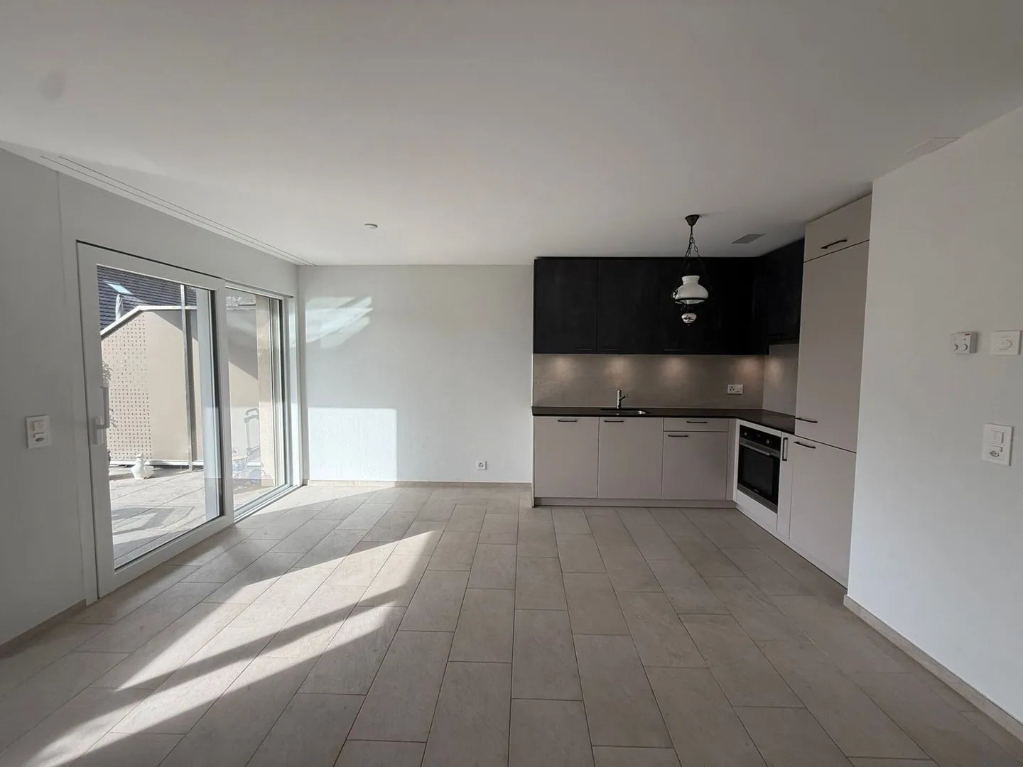 Appartamento 2.5 locali con giardino - Foto 1 di 8