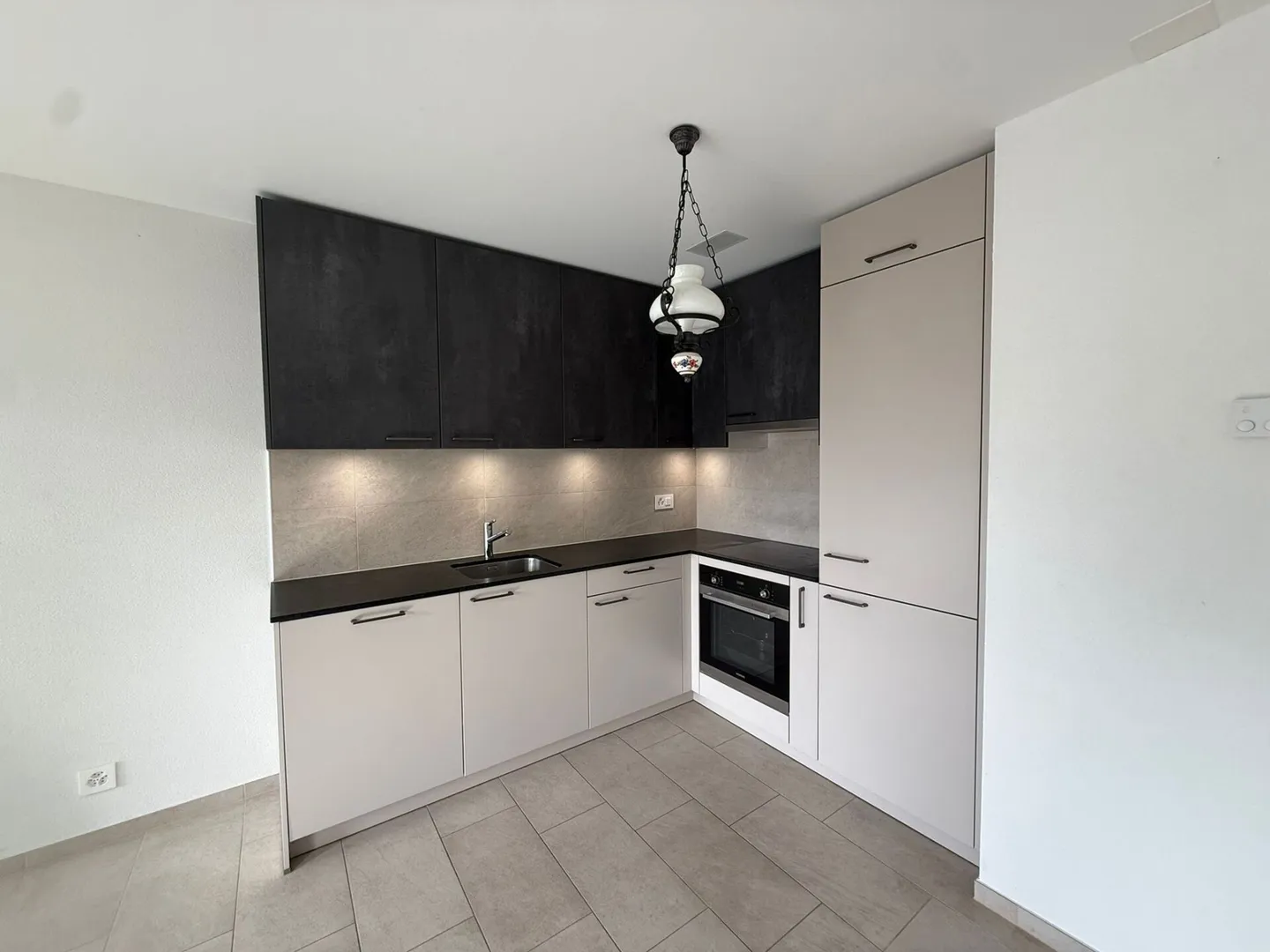 Appartamento 2.5 locali con giardino - Foto 2 di 8