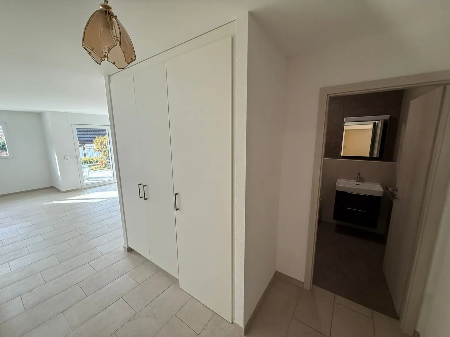 Appartamento 2.5 locali con giardino - Foto 4 di 8